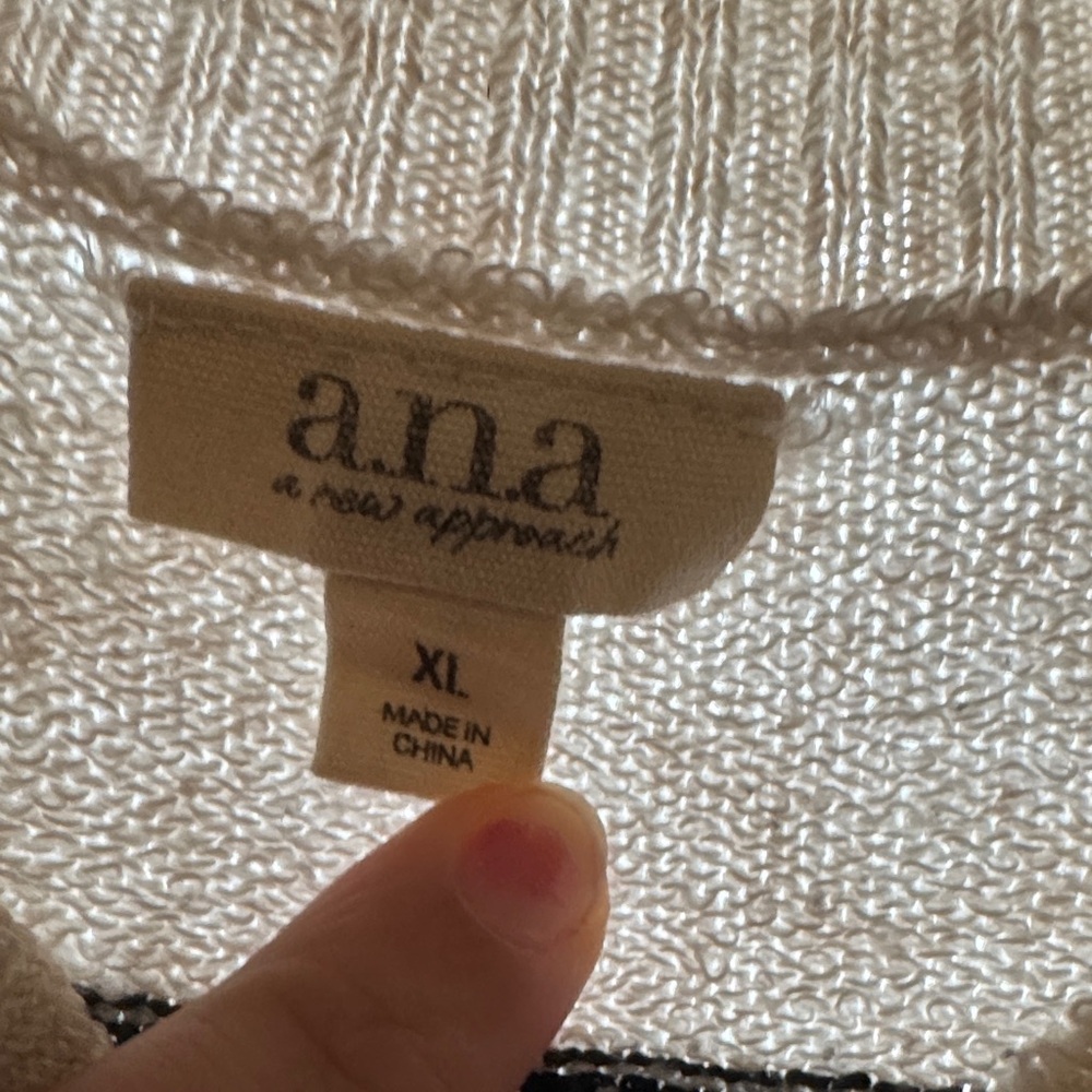 Striped V-Neck Sweater - Picture 2 of 6